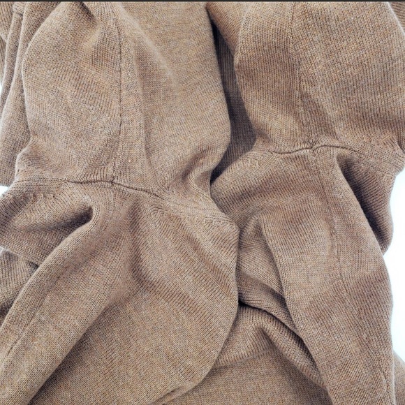 Jos. A. Bank pima cotton V-neck sweater size M - Picture 7 of 11